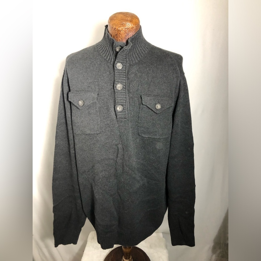 Men’s Grey Sweater. Banana Republic. XL